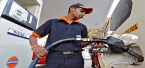 Petrol prices cut down by 13 paise on seventh day