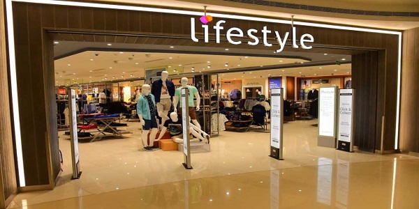 Lifestyle Decides to Sell Private Labels Through E-commerce