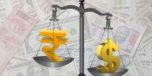 Rupee Continues to Plunge, On the Verge of Hitting 73 Mark Against Dollar